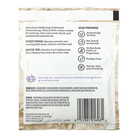 Aura Cacia, Baño mineral de aromaterapia, Madera de cedro para meditación, 2,5 oz (70,9 g)